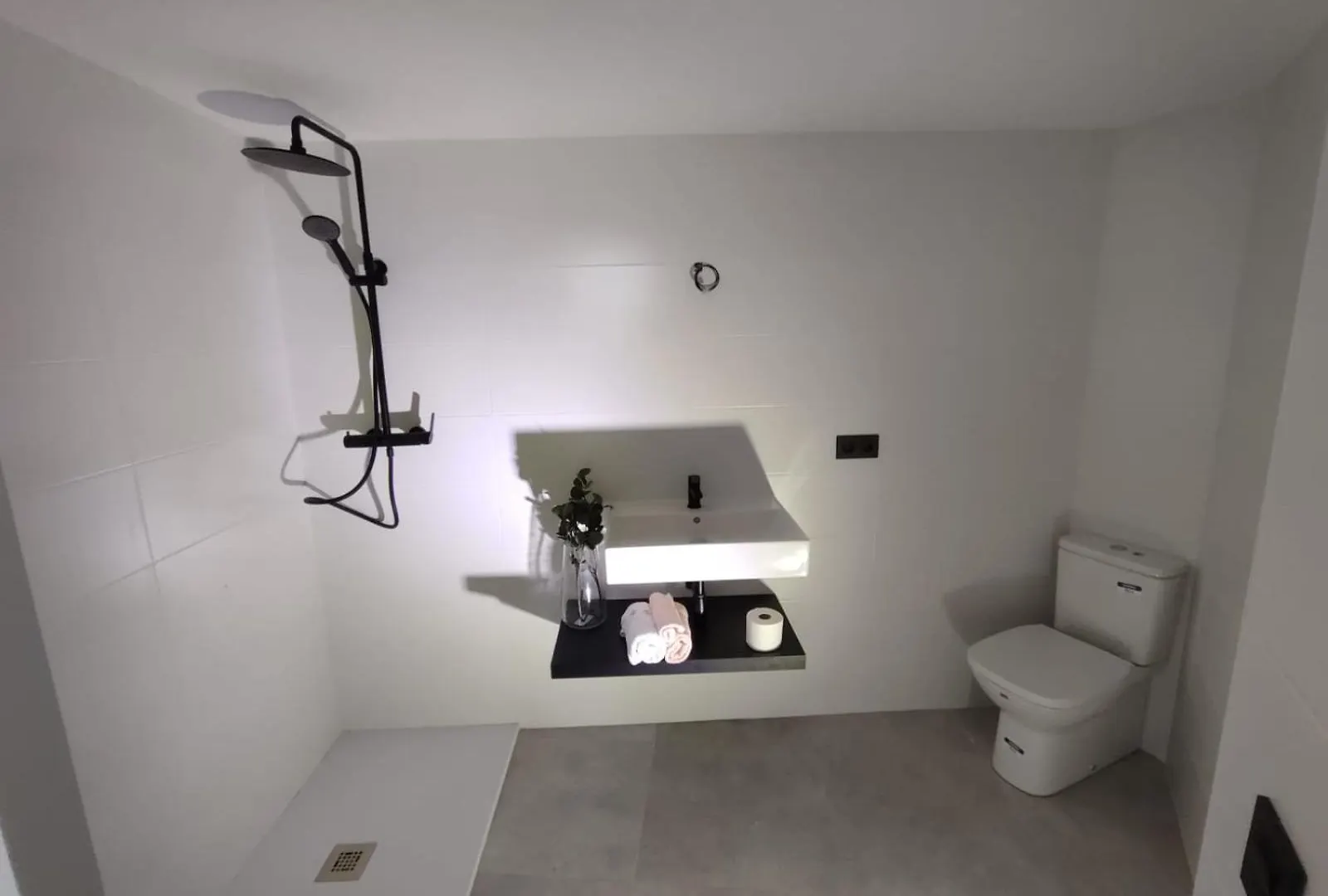 Apartamentos La Colmena By Clabao Pamplona 0*,  Spain